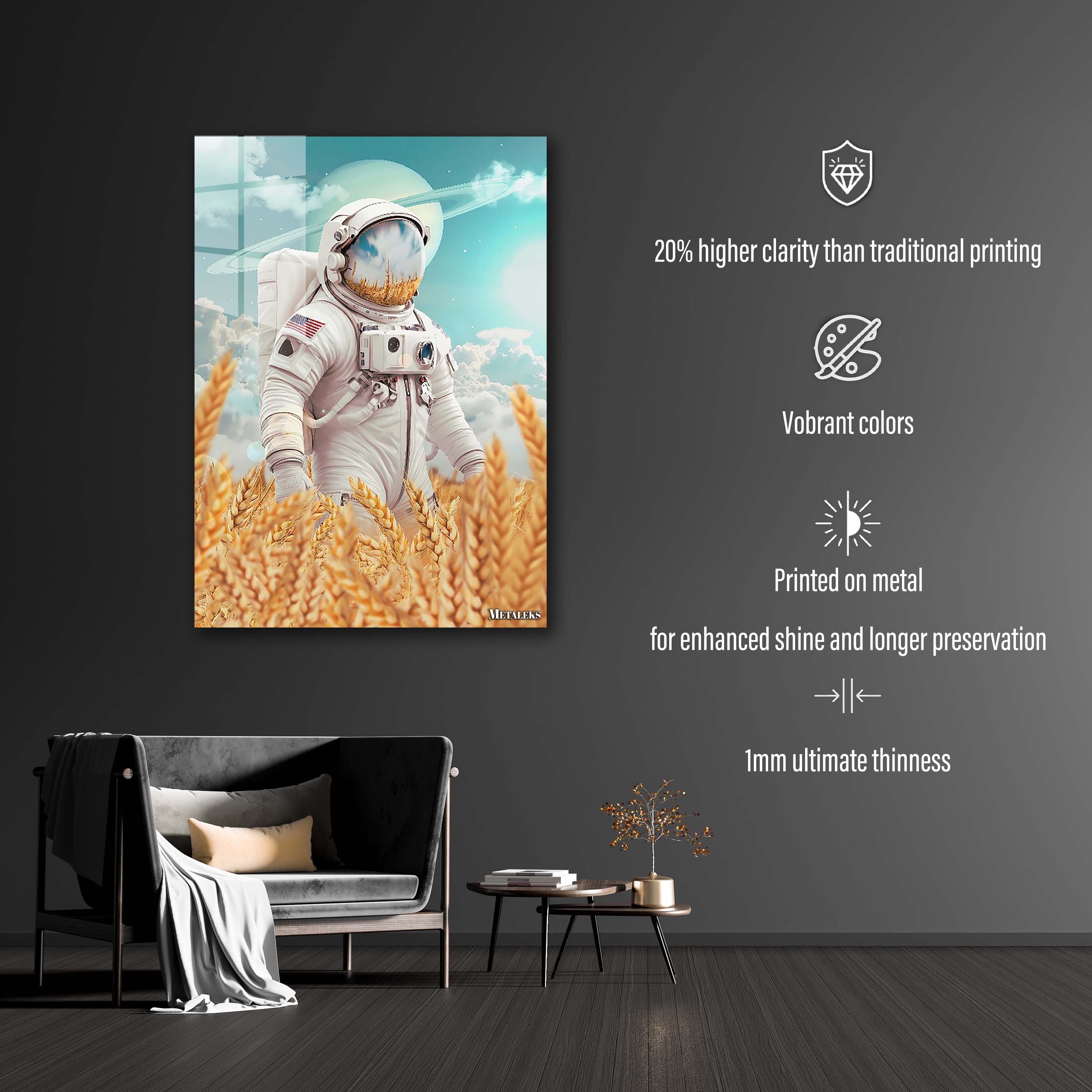 Astronaut in Field-designed by @Sundanesense